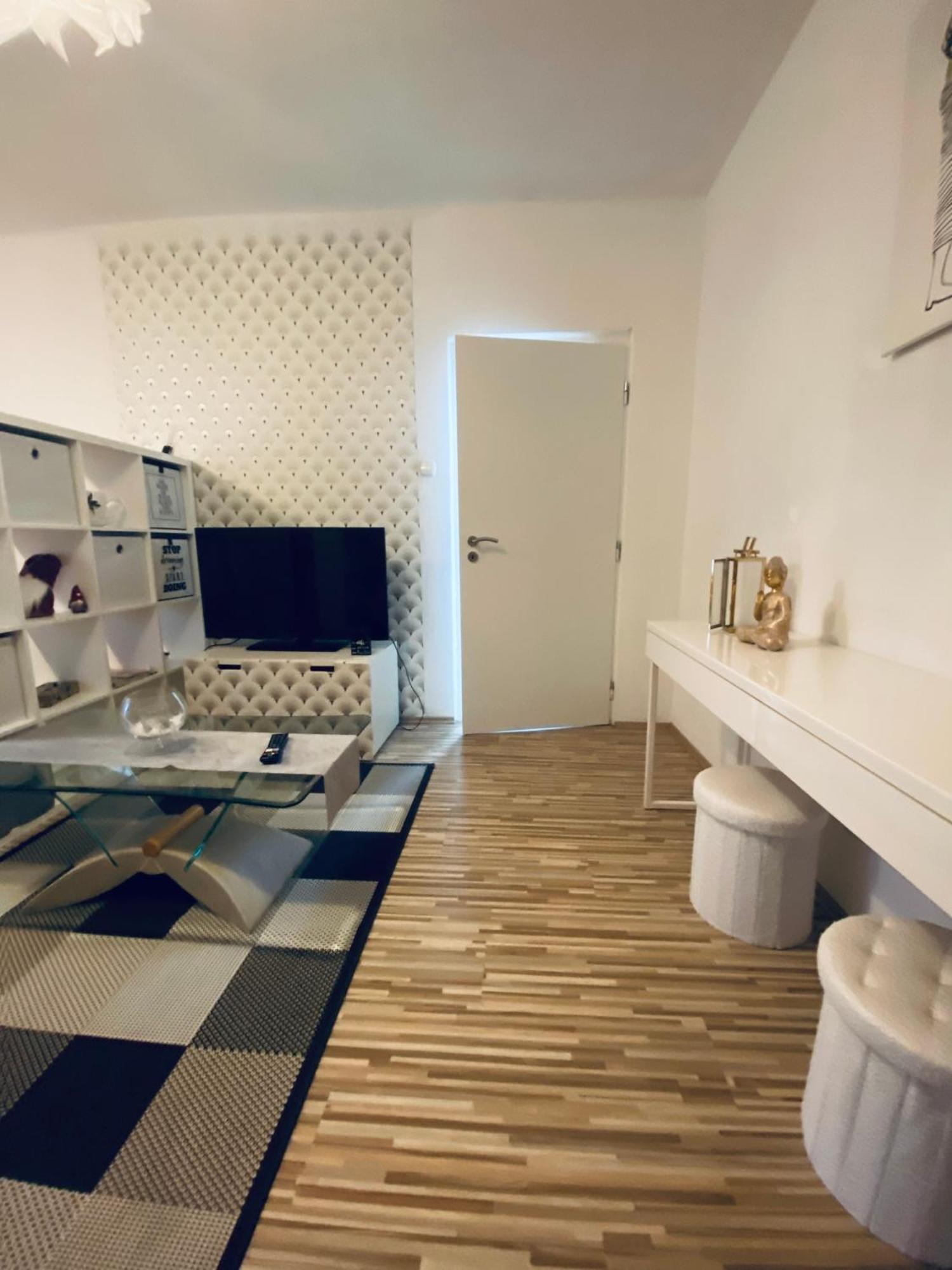 Apartment City Centrum Нитра Екстериор снимка